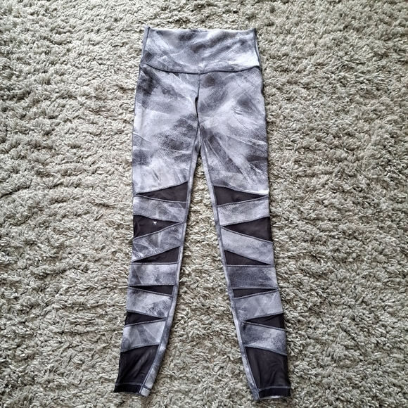 Ivivva | Black & grey yoga pants with mesh cut outs *1 small hole* - Picture 2 of 10